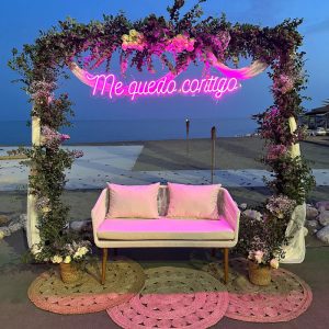 Neón "Me quedo contigo"