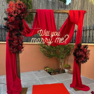 Neón "Will you marry me?"